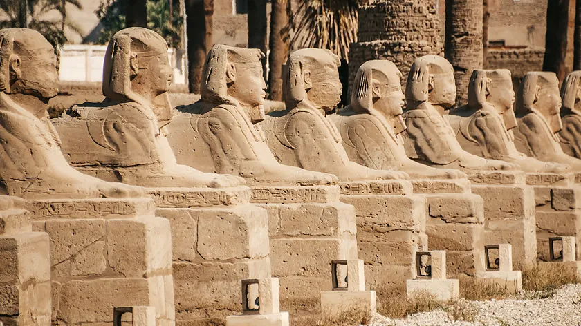 Руины египетского храма